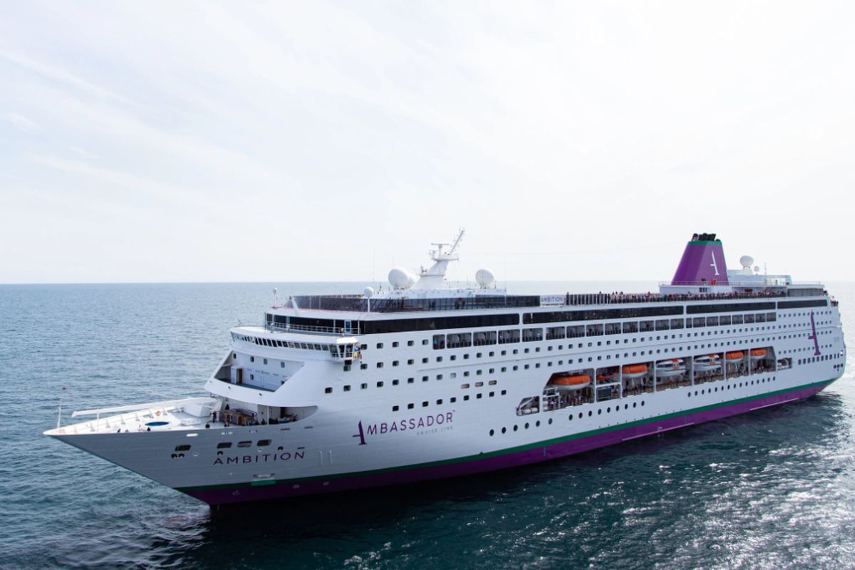 Ambition cruise ship at sea