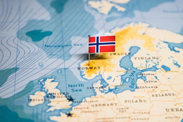 Norwegian flag on map