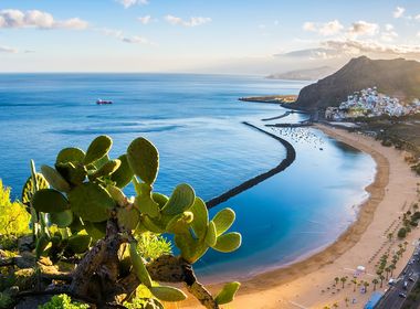 Christmas Sunshine in Spain, Portugal & the Canaries thumbnail
