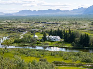 Iceland's Land of Ice & Fire thumbnail