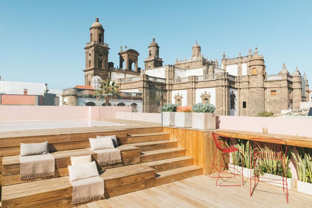 Veintiuno Rooftop Bar in Las Palmas
