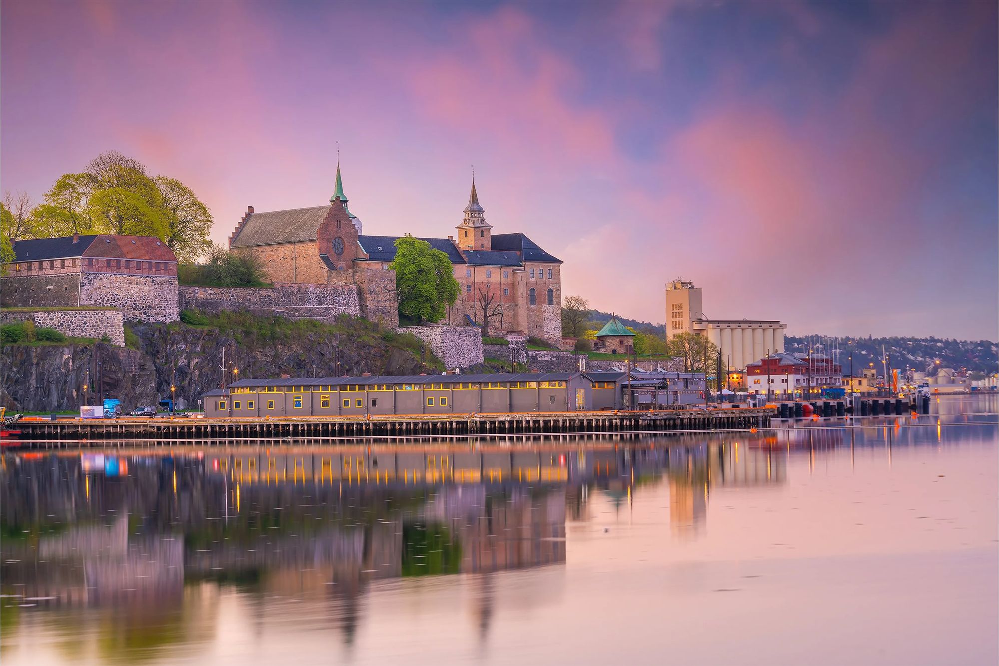 Scandinavian City Explorer